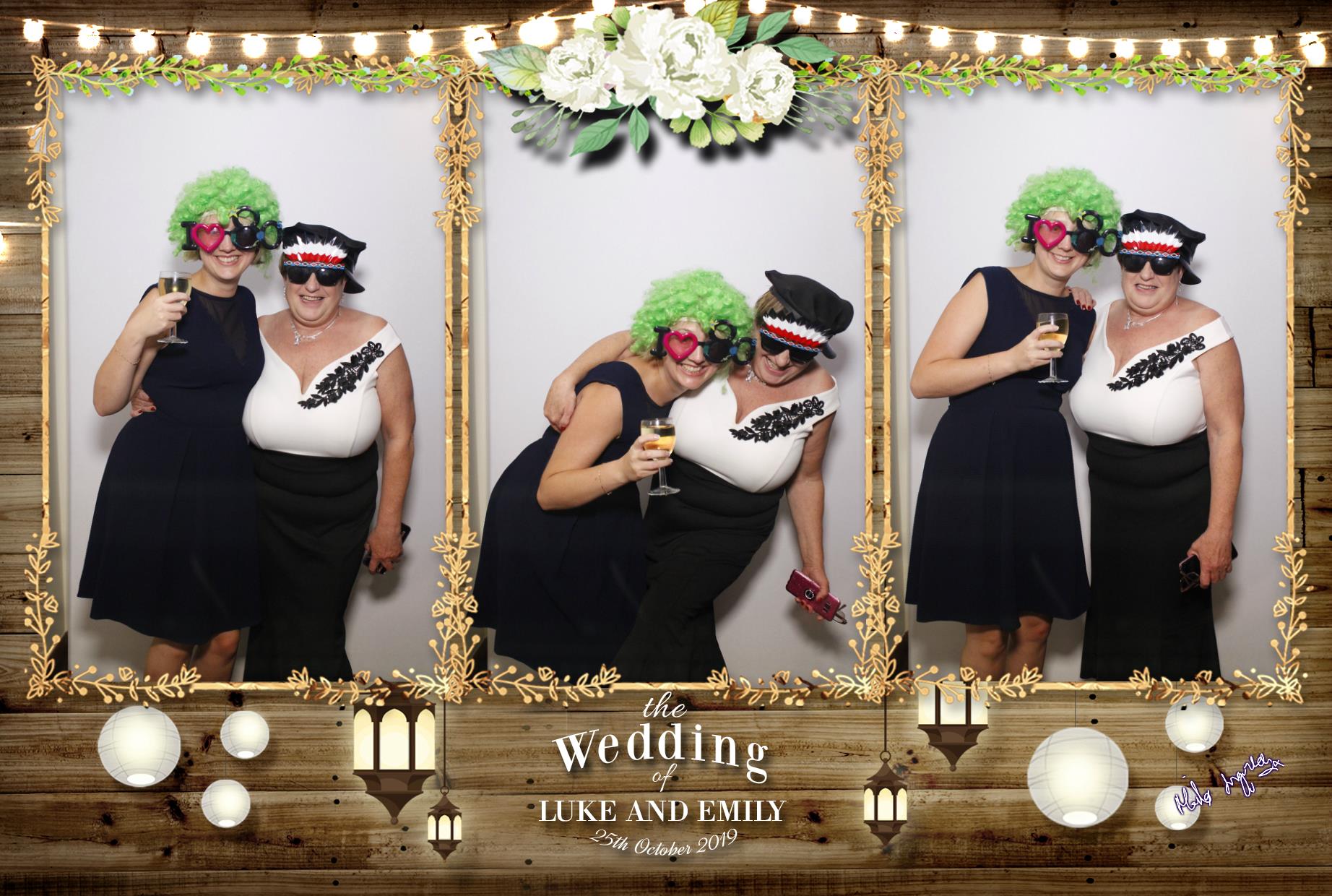 Luke & Emily's Wedding | View more photos from the event at gallery.myphotoboothexperience.co.uk/u/MyPhotoBoothExperienceLtd/Luke-Emilys-Wedding